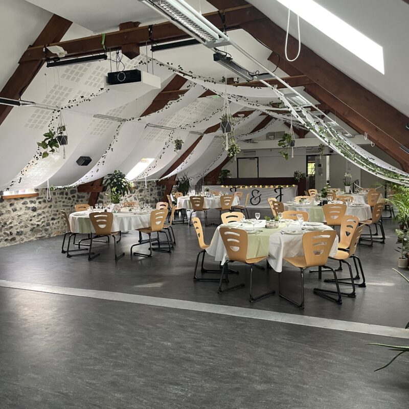 Touche de Paillettes - événementiel à Clermont-Ferrand - organisation d’événements en Auvergne -babyshower à domicile - wedding planner Clermont - événement privé original - séminaire d’entreprise sur mesure - team building créatif - prestataire événementiel Issoire / Brioude / Riom / Aubière -décoration événementielle - EVJF original en Auvergne - enterrement de vie de jeune fille Clermont - gender reveal party dans le Puy-de-Dôme - anniversaire surprise personnalisé - organisation de crémaillère festive - animation pour séminaire d’entreprise - organisation de salon pro à Clermont - moments inoubliables - événements personnalisés - accompagnement sur mesure - décoration élégante et tendance - souvenirs mémorables